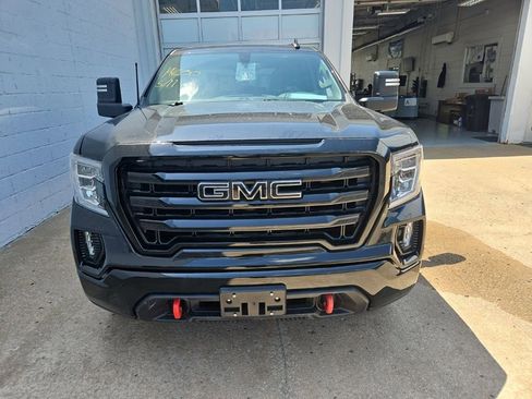 Used 2021 GMC Sierra 1500 Elevation w/ LPO, Elevation Black Package AWD/4WD image 4