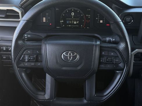 Used 2025 Toyota Tacoma SR image 13