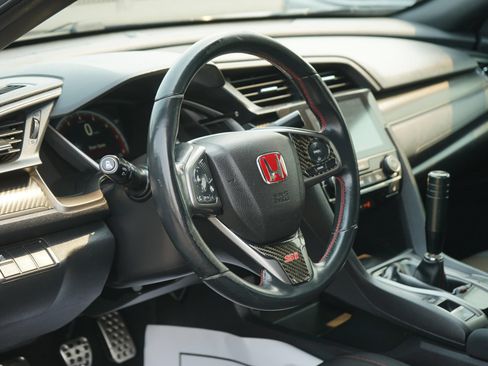 Used 2018 Honda Civic Si image 11
