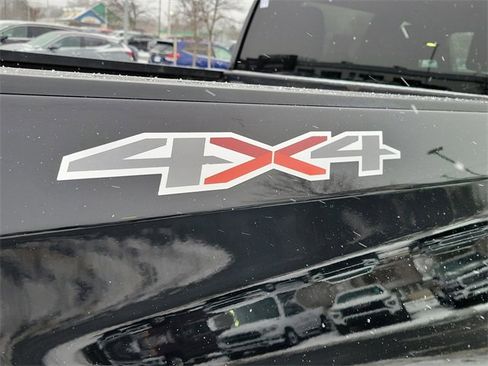 Used 2019 Chevrolet Silverado 1500 LT w/ All-Star Edition image 6