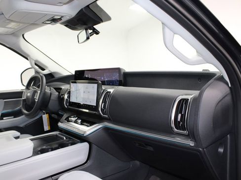 New 2026 Ford Expedition Max Platinum AWD/4WD image 31