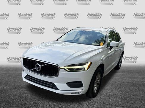 Used 2021 Volvo XC60 T5 Momentum AWD/4WD image 9