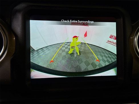 Used 2020 Jeep Wrangler Unlimited Sahara image 7