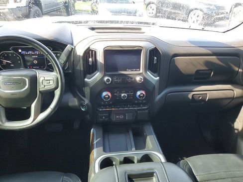 Used 2021 GMC Sierra 1500 Denali w/ Technology Package AWD/4WD image 14
