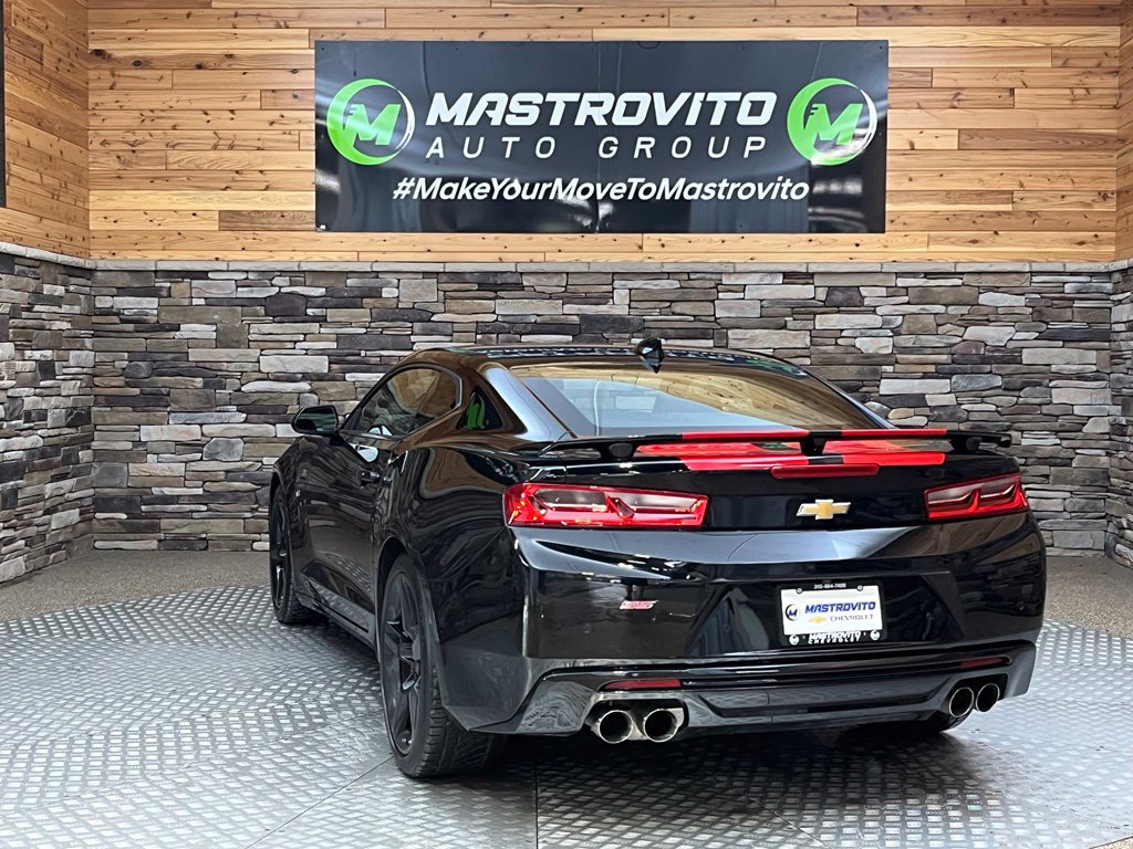 Used 2016 Chevrolet Camaro SS RWD image 16