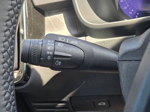 Certified 2023 Volvo C40 P8 Recharge Ultimate w/ Protection Package Premier AWD/4WD image 23