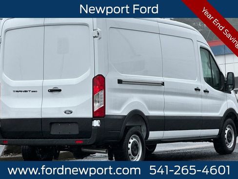 New 2026 Ford Transit 250 Base image 3