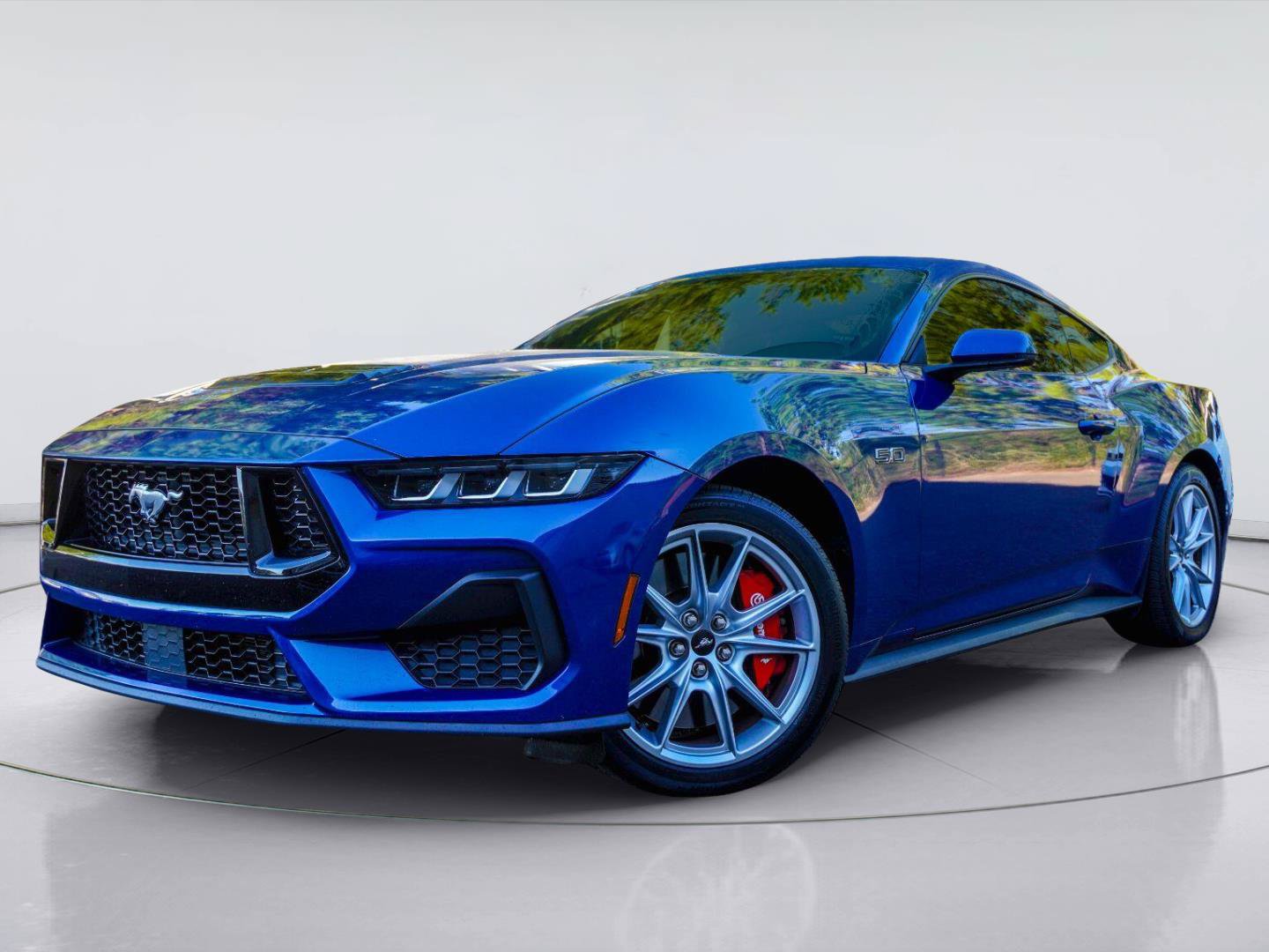 Used 2024 Ford Mustang GT Premium RWD image 1