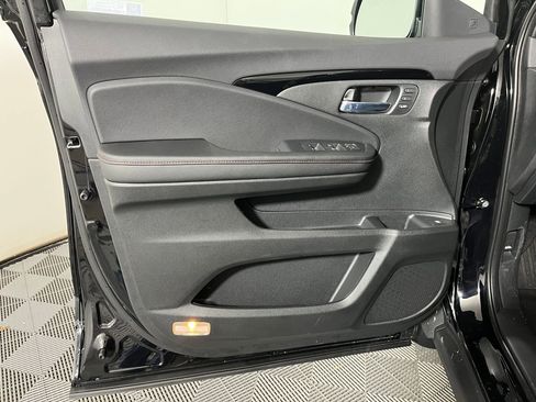 New 2026 Honda Ridgeline Black Edition image 22