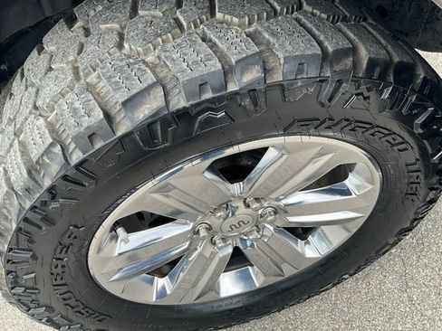 Used 2019 Ford F150 King Ranch w/ Equipment Group 601A Luxury AWD/4WD image 6