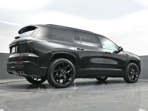 Used 2024 Chevrolet Traverse RS FWD image 52
