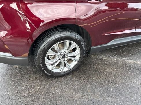 Used 2024 Ford Edge Titanium w/ Equipment Group 301A AWD/4WD image 4