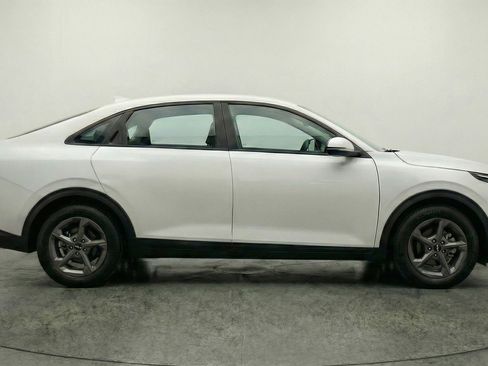 Used 2025 Kia K4 LXS image 11