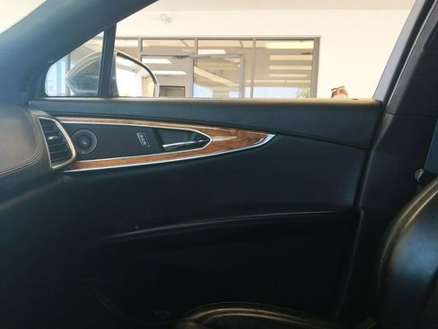 Used 2019 Lincoln Nautilus Reserve AWD/4WD image 21