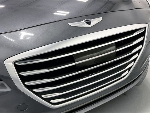 Used 2015 Hyundai Genesis 5.0 w/ Option Group 05 image 37