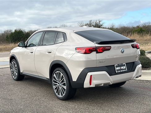 New 2026 BMW X2 xDrive28i w/ Technology Package image 6