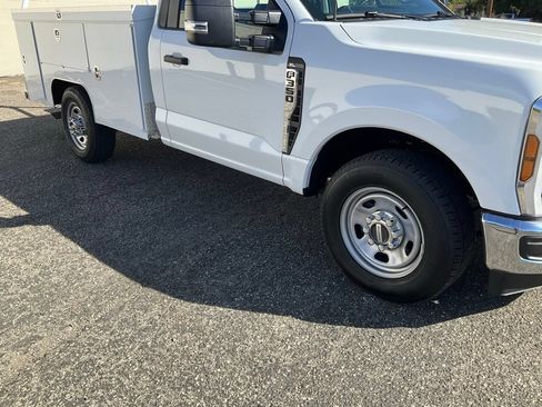 New 2025 Ford F350 XL w/ XL Chrome Package RWD image 21