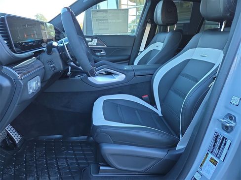 New 2026 Mercedes-Benz GLE 63 AMG S image 10