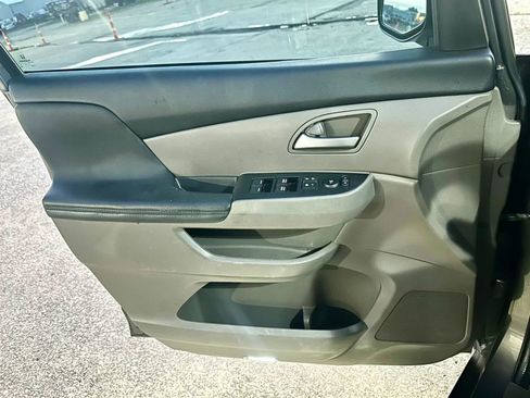 Used 2013 Honda Odyssey EX-L image 43