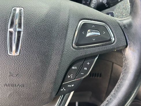 Used 2019 Lincoln MKC Reserve w/ MKC Climate Package AWD/4WD image 32