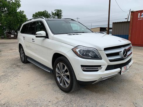 Used 2014 Mercedes-Benz GL 450 4MATIC image 8