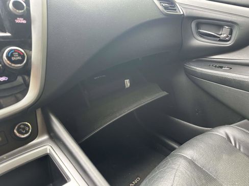 Used 2019 Nissan Murano SL w/ SL Technology Package image 18