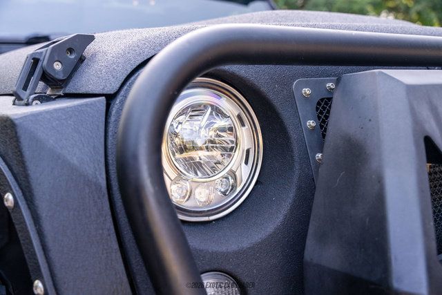 Used 2017 Jeep Wrangler Unlimited Rubicon w/ Connectivity Group AWD/4WD image 79
