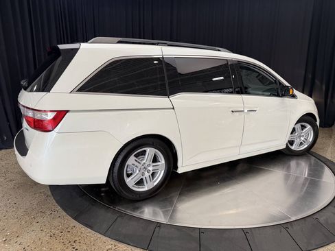 Used 2013 Honda Odyssey Touring image 9