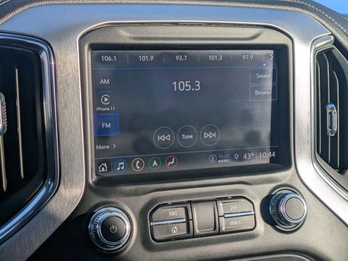 Used 2023 GMC Sierra 3500 SLT w/ SLT Premium Package image 31