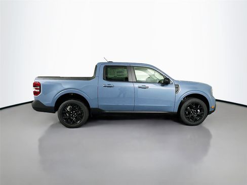 New 2025 Ford Maverick Lariat w/ Black Appearance Package image 8