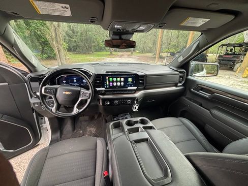 Used 2024 Chevrolet Silverado 1500 LT w/ Protection Package AWD/4WD image 2