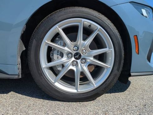 Used 2025 Ford Mustang GT Premium RWD image 11