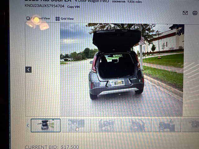 Used 2025 Kia Soul LX w/ LX Technology Package FWD image 7