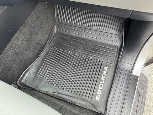 Used 2013 Toyota Sequoia Limited AWD/4WD image 25