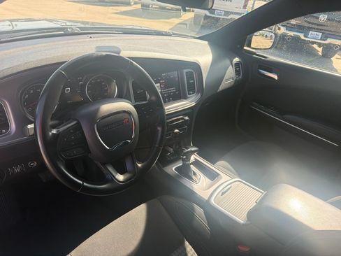 Used 2023 Dodge Charger SXT RWD image 9
