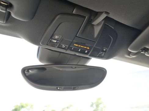 Used 2016 Porsche 911 Carrera 4 image 27