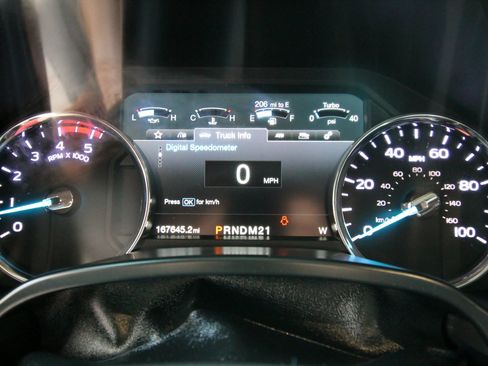 Used 2019 Ford F250 Lariat w/ Lariat Ultimate Package AWD/4WD image 29