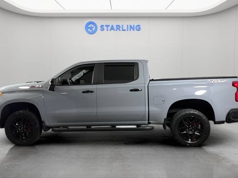 Used 2024 Chevrolet Silverado 1500 LT Trail Boss w/ LT Trail Boss Premium Package AWD/4WD image 3