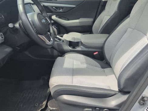 Used 2025 Subaru Outback Premium w/ Popular Package #1 AWD/4WD image 17