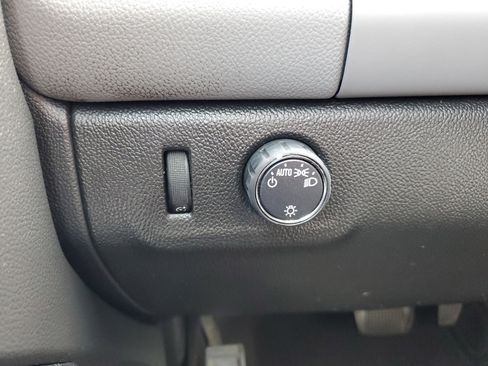 Used 2019 Chevrolet Colorado W/T w/ WT Convenience Package image 23