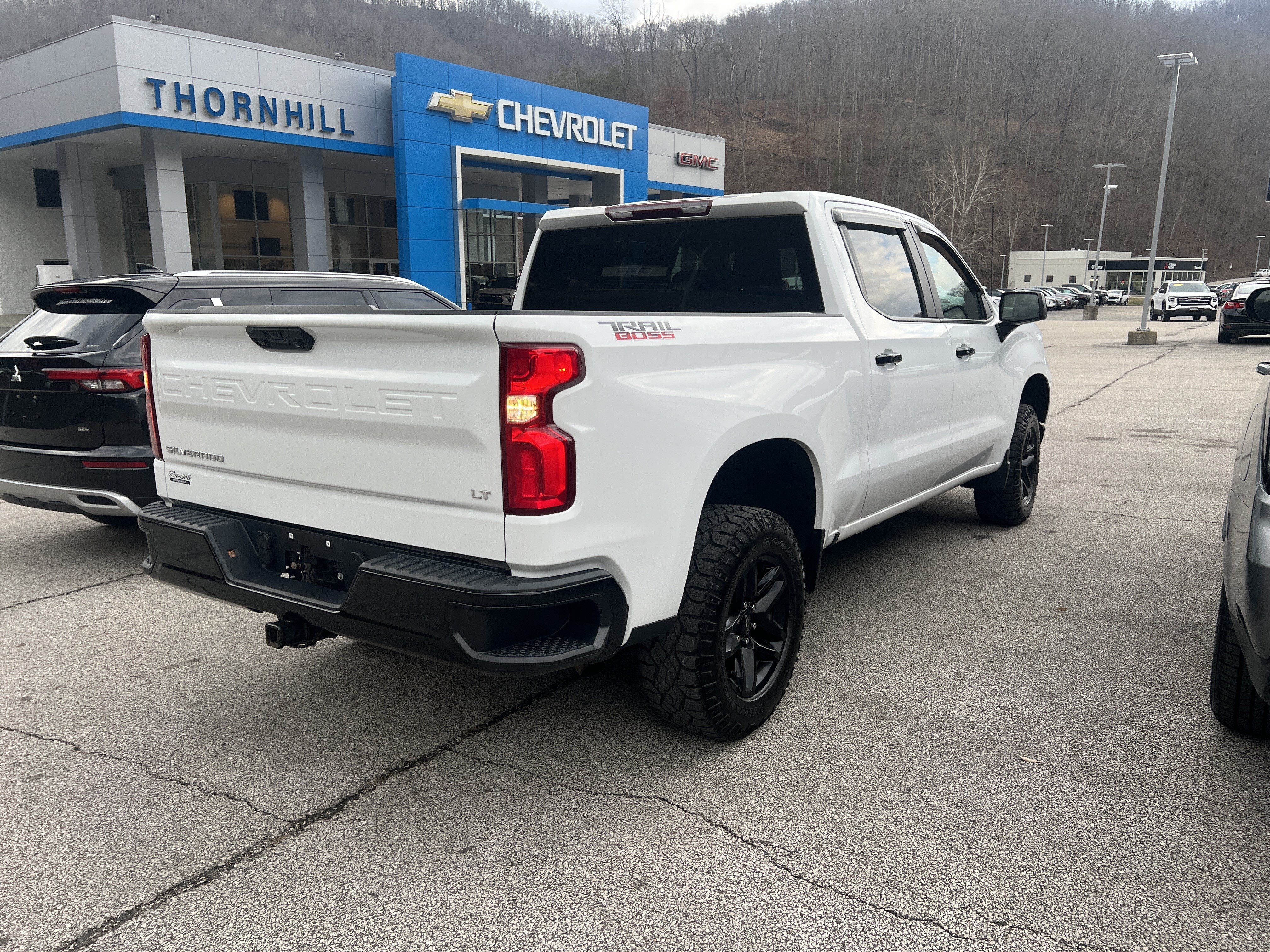 Used 2023 Chevrolet Silverado 1500 LT Trail Boss w/ Protection Package AWD/4WD image 3