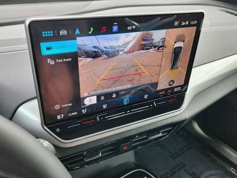 New 2026 Volkswagen ID.4 Pro S Plus image 8