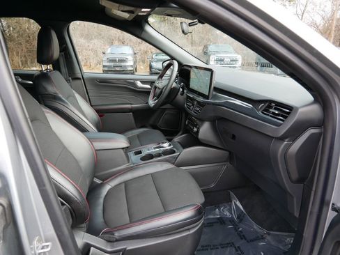 Certified 2024 Ford Escape ST-Line w/ Tech Pack #1 image 8