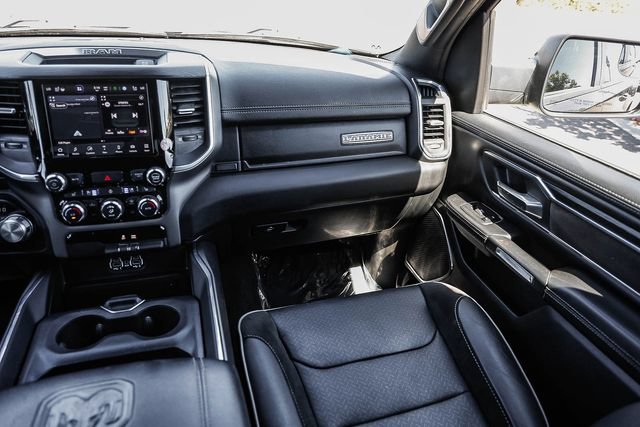 Used 2024 RAM 1500 Laramie AWD/4WD image 18