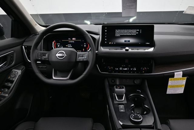 New 2026 Nissan Rogue Platinum w/ Platinum Premium Package AWD/4WD image 11