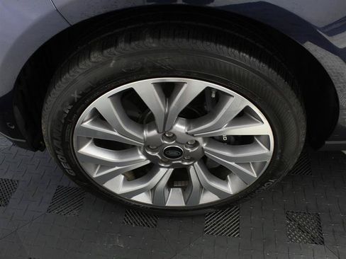Used 2018 Land Rover Range Rover HSE AWD/4WD image 19