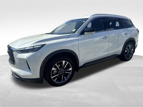 Used 2023 INFINITI QX60 Luxe image 3