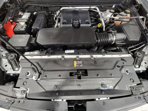 Certified 2023 Chevrolet Colorado Trail Boss w/ Technology Package image 8