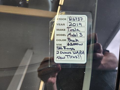 Used 2019 Tesla Model 3 Standard Range Plus image 16
