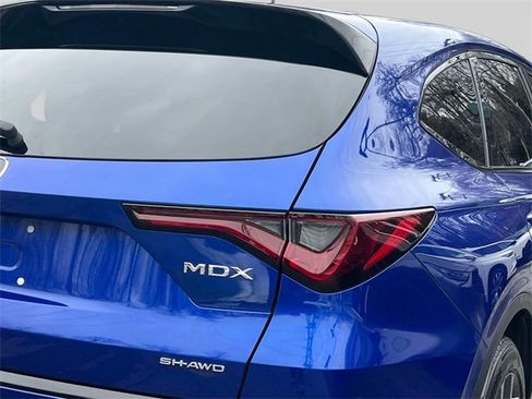 Used 2023 Acura MDX A-Spec image 9